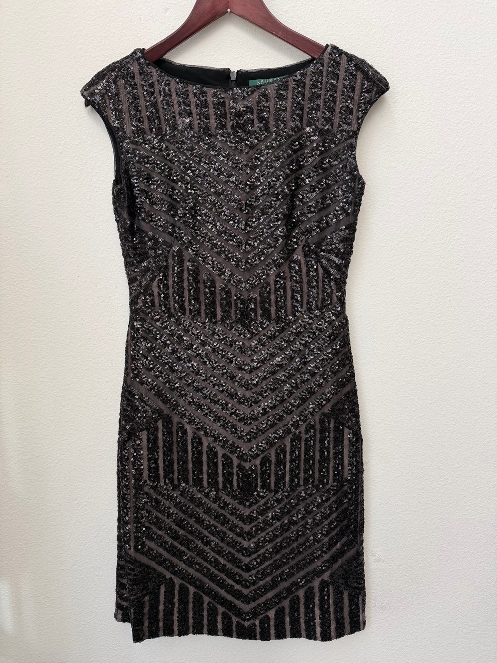 Lauren Ralph Lauren Evening Sequin Cocktail Party Sheath Dress Grey Black Size 2